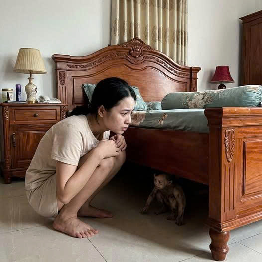 H;am giàu lấy đại gia, vợ trẻ “khócthét” khi nhìn thấy b í m ật kinhhoàng dưới gầm giường!