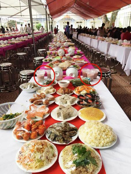 Em là gái Bắc lấy chồng miền Trung cách nhà hơn 300km. Ngày cưới cả họ nhà gái vượt đường xa đưa dâu, ai ngờ mâm cỗ bê ra khiến tất cả sững lại, cô dâu theo đoàn quay về nhà luôn