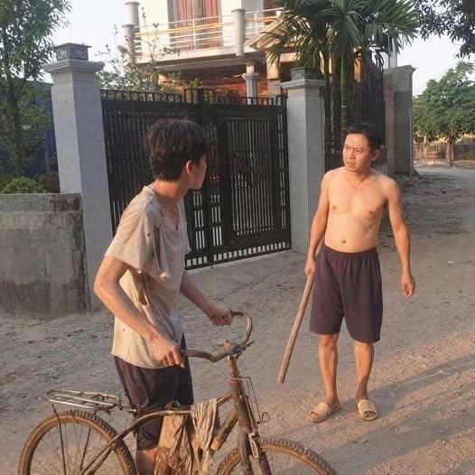 Đứa cháu ᴍồᴄôɪ cả cha lẫn mẹ đỗ ĐH ᴋʜôɴɢ ᴄó ᴛɪềɴ liền đạp xe 50km đến nhà cậu ᴠᴀʏ 3 triệu để nhập học, ai ngờ cậu không cho ᴠᴀʏ ᴄòɴ ᴄầᴍ ɢậʏ đᴜ;ổɪ: