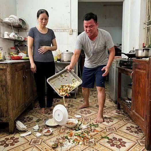 Đưa vợ 3 triệu tiền ăn, tôi bị cả họ hàng mắ;ng ch;;ửi vì mâm cơm r.ác rư.ởi và sự thật sau đó