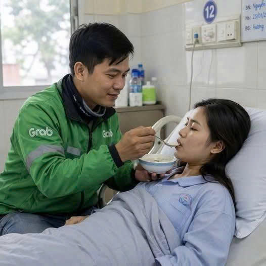 Cô Gái Nằm Viện Không Ai Thăm, Chỉ Có Anh Xe Ôm Ở Lại Chăm Sóc…