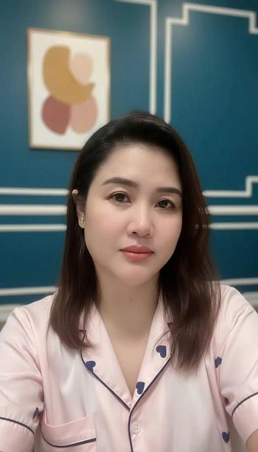 “Muốn làm dâu nhà anh thì bán căn nhà thừa kế, lấy tiền mua biệt thự đứng tên mẹ anh!” – nghe xong yêu cầ/u ấy, tôi không hề nổi gi/ận. Đến giữa lễ đính h/ôn, tôi bình thản gửi một tin nhắn, vài phút sau nhà trai đồng loạt đứng bật dậy, vội vàng xi/n lỗ/i và thay đổi thái độ…nhưng đã quá muộn!