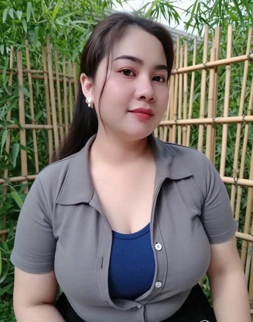 Anh rể cho tôi một chiếc phong bì “mừng sinh nhật”, nhưng khi mở ra là một lời hẹn ở khách sạn vào lúc 9h tối